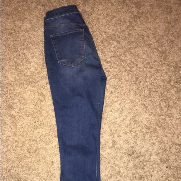 Jeans - Picture 2 of 3